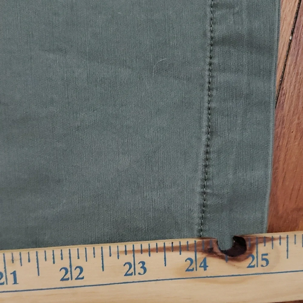 J. CREW STRAIGHT LEG Green‎ Cargo Pants
